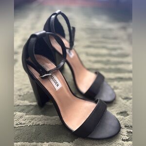 Steve Madden Carson Black Leather Heels